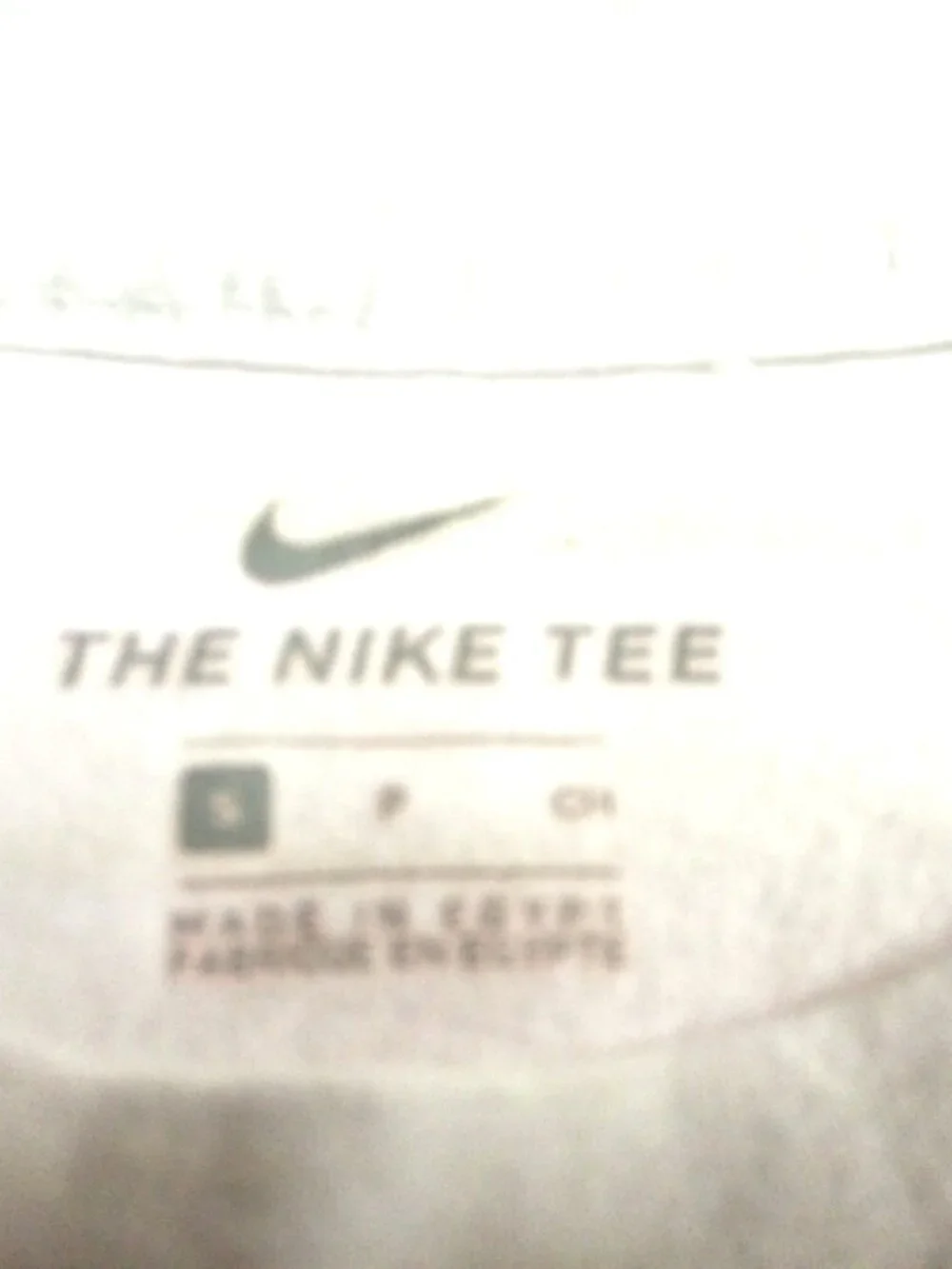 Nike Air Basketball Boy's Size Small T-Shirt White, Short Sleeves Pink Graphic